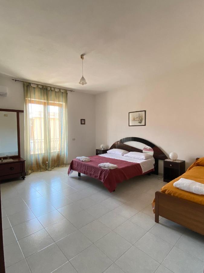 Casa Zona Mare Apartment Оливери Екстериор снимка